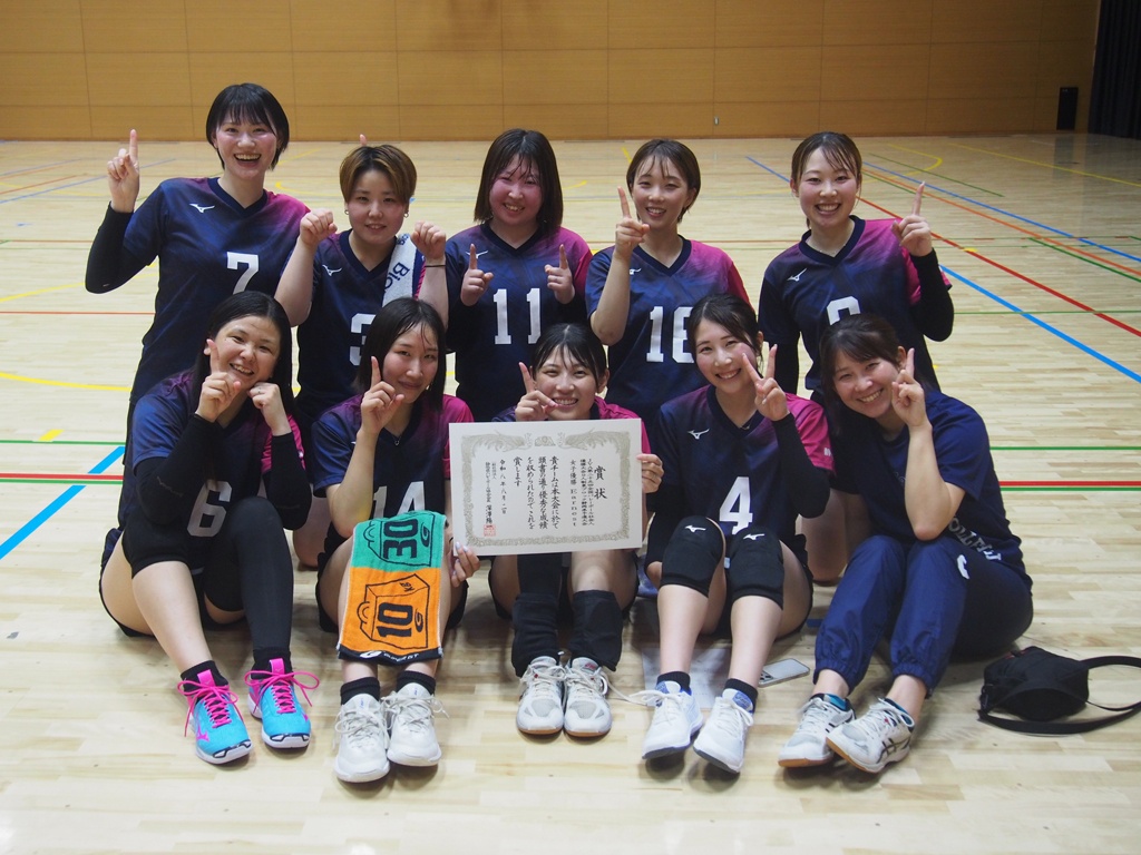 女子優勝 Ｅａｒｎｅｓｔ